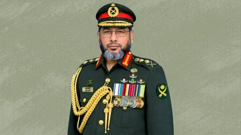 অস্ট্রেলিয়া ও যুক্তরাষ্ট্র সফর শেষে দেশে ফিরলেন সেনাপ্রধান