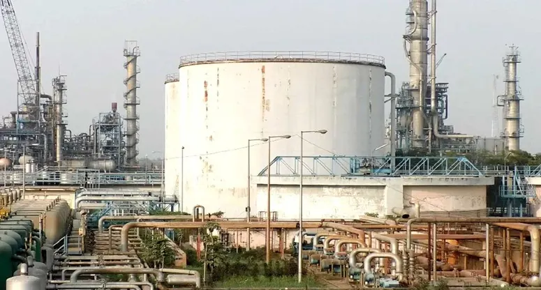 দুই দিনেই ফের বন্ধ যমুনা সার কারখানা