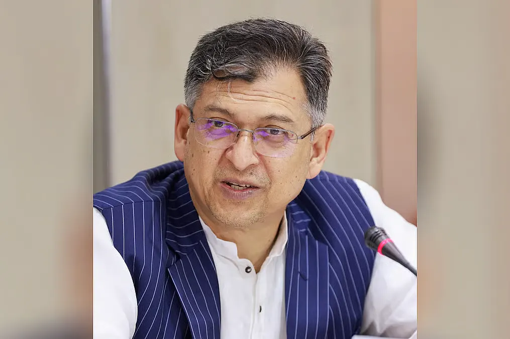 রাজনৈতিক পরিচয়ে বিসিএস বা চাকরিতে কোনো বৈষম্য করা হবে না: স্বরাষ্ট্রমন্ত্রী