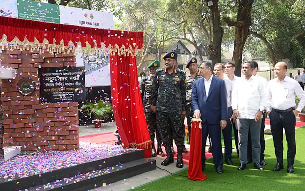 দেশে যৌথ অভিযান পরিচালনার কোনো আনুষ্ঠানিক সিদ্ধান্ত হয়নি: স্বরাষ্ট্রমন্ত্রী