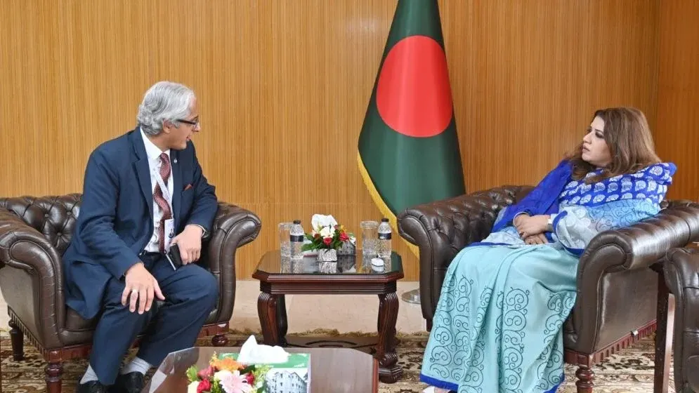 বাংলাদেশকে বিশ্বে উৎপাদন হাব হিসেবে গড়ে তুলতে চায় সরকার