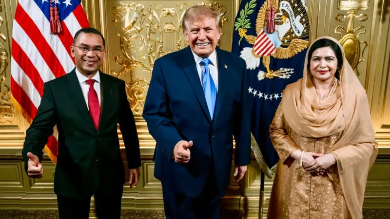 ট্রাম্পের সঙ্গে তারেক-জুবাইদার ছবি শেয়ার করল মার্কিন দূতাবাস