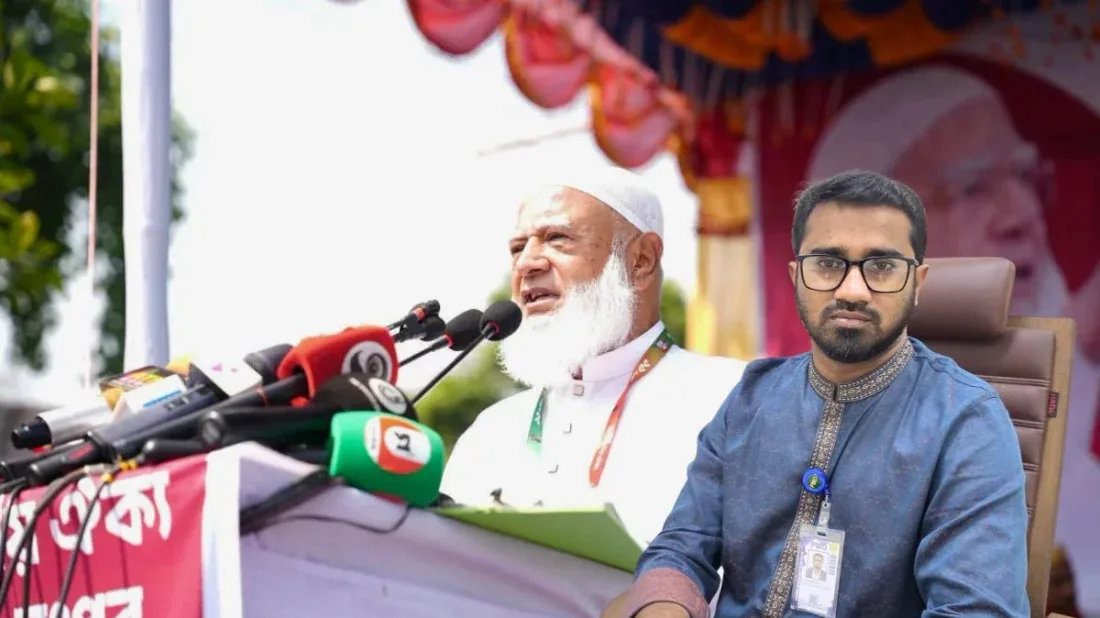 জামায়াত ও এনসিপির রাজনৈতিক অবস্থান নিয়ে রাশেদ খাঁনের কড়া সমালোচনা