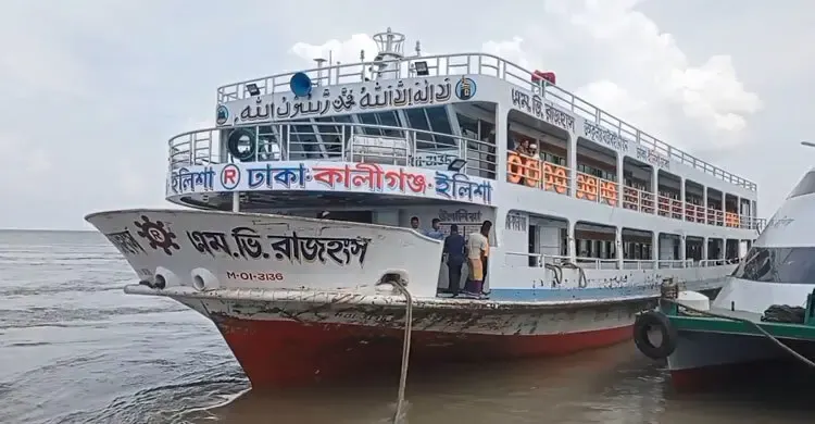 তেলের দাম বাড়ায় বাড়ল লঞ্চ ভাড়া