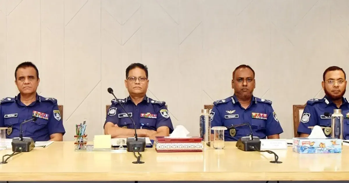 নবীন পুলিশদের সততা-নিরপেক্ষতায় দায়িত্ব পালনের আহ্বান আইজিপির