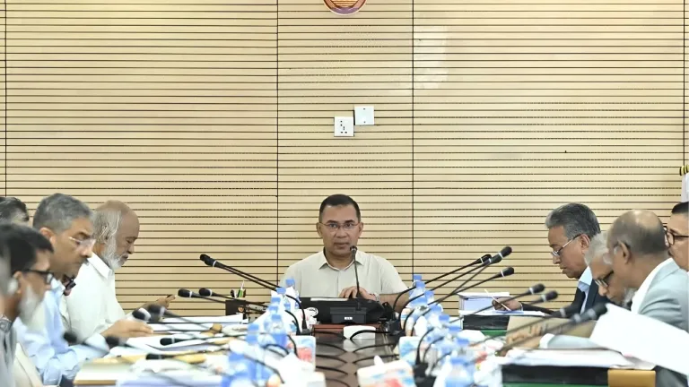 ৬৫ হাজার কোটি টাকা,প্রধান মন্ত্রী তারেক রমহমানের সামনে বাংলাদেশের বড় পরিকল্পনা!