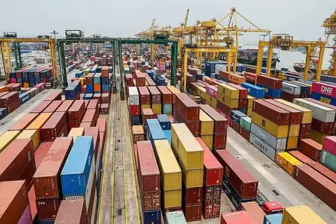 এশিয়ার বড় বাজারে বাড়ছে বাংলাদেশের রপ্তানি