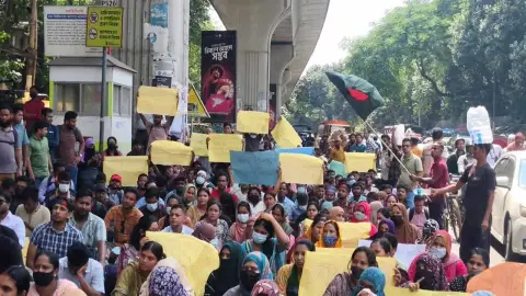 প্রাথমিকের শিক্ষক নিয়োগে বঞ্চিতরা শাহবাগে, পালন করছেন কর্মসূচি
