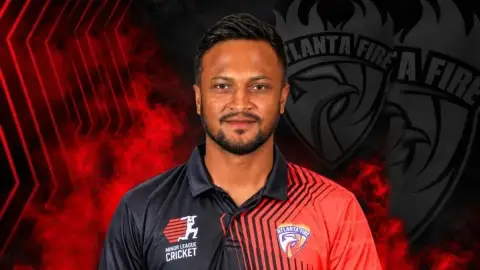 ৪ রানে ৩ উইকেট নিয়ে ম্যাচসেরা সাকিব আল হাসান