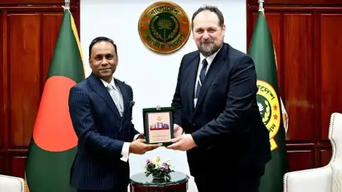 বিরোধী দলকে দায়িত্বশীল ভূমিকার আহ্বান ডেপুটি স্পিকারের