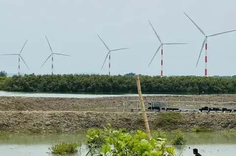 কক্সবাজারের বায়ুবিদ্যুৎকেন্দ্রে রেকর্ড উৎপাদন, তবু লোডশেডিং