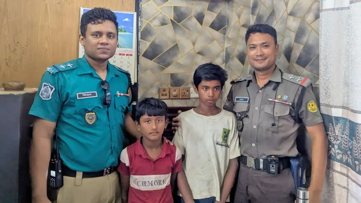 বগুড়ায় স্কুলে যাওয়ার পথে নিখোঁজ দুই শিশু ঢাকার সোনারগাঁও ক্রসিং থেকে উদ্ধার