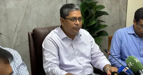 পিছিয়ে গেল স্থানীয় সরকার নির্বাচন শেষ হবে ৬ ই জুনের মধ্যে।