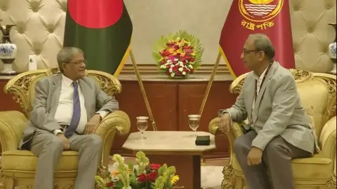 শিক্ষাক্ষেত্রে বিশেষ অবদান রাখা ব্যক্তিদের রাষ্ট্রীয়ভাবে মূল্যায়নের আহ্বান রাষ্ট্রপতির I