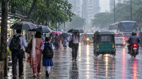 বিদায় নিচ্ছে মৌসুমি বায়ু, বৃষ্টি হতে পারে আরও দুই দিন