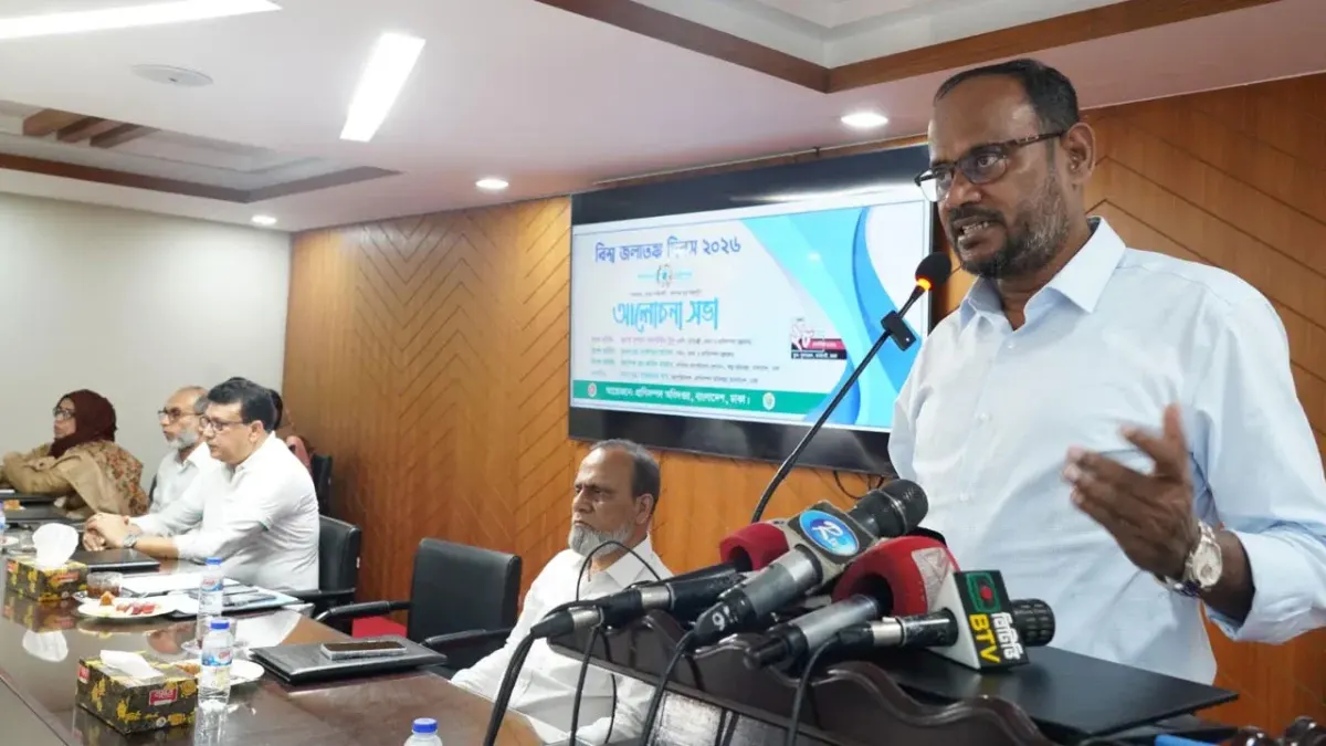 জলাতঙ্কে মৃত্যু কমাতে সচেতনতা ও প্রতিরোধে জোর