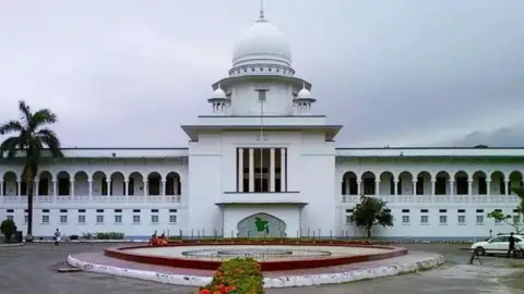 ২০২৭ সালে স্কুলে ভর্তি পরীক্ষা বাতিল চেয়ে হাইকোর্টে রিট