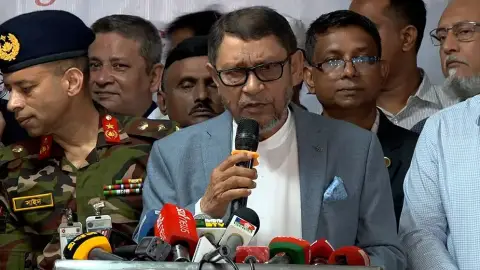 ডেঙ্গু মোকাবিলায় বাংলাদেশকে ৫ লাখ কিট দিল যুক্তরাষ্ট্র