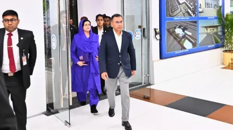 ইস্তাম্বুলে যাত্রাবিরতি শেষে নিউইয়র্কের পথে প্রধানমন্ত্রী তারেক রহমান