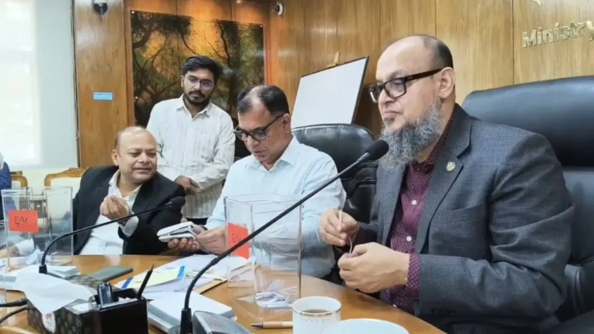 গণপূর্ত প্রকৌশলীদের বদলি-পদায়নে লটারি পদ্ধতি চালু করছেন মন্ত্রী