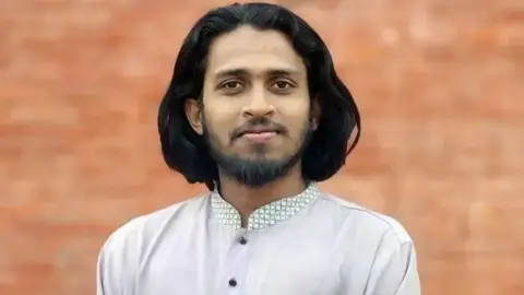 শিবিরের ‘সাথী’ পদ হারিয়েছেন রাকসুর জিএস আম্মার