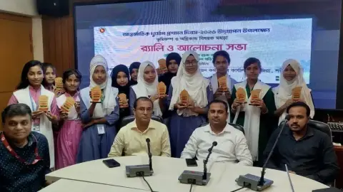 শরীয়তপুরে দুর্যোগ সচেতনতায় এসডিএসের আয়োজন