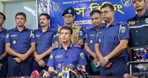 অন্তরঙ্গ ভিডিও করে ব্ল্যাকমেল, ময়মনসিংহে নিরঞ্জন হত্যা