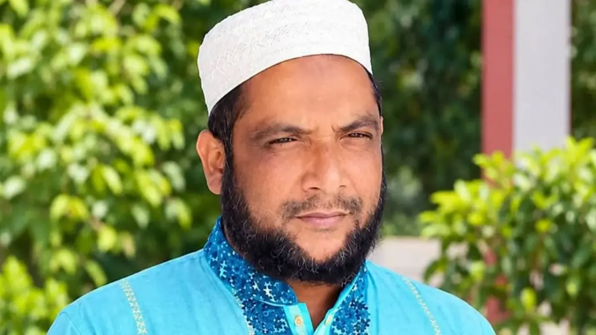 অবৈধভাবে সার মজুত করে জরিমানা, কামারখন্দ জামায়াত নায়েবে আমিরের পদ বাতিল