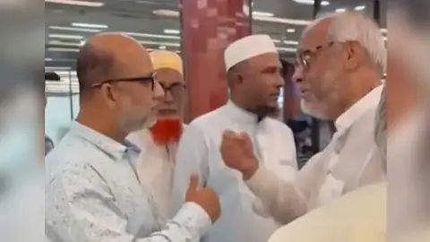 বিমানবন্দরের ইডিকে হুমকি জামাত নেতা গ্রেপতার অতঃপর ডিবি হেফাজতে।