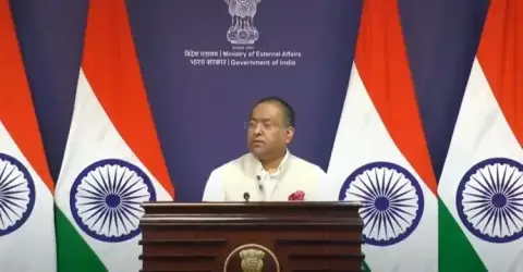 বাংলাদেশের সঙ্গে ইতিবাচক ও ভবিষ্যৎমুখী সম্পর্কের বার্তা ভারতের