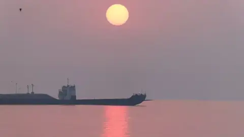 ৭ শর্ত পূরণ না হওয়া পর্যন্ত বন্ধ থাকবে হরমুজ